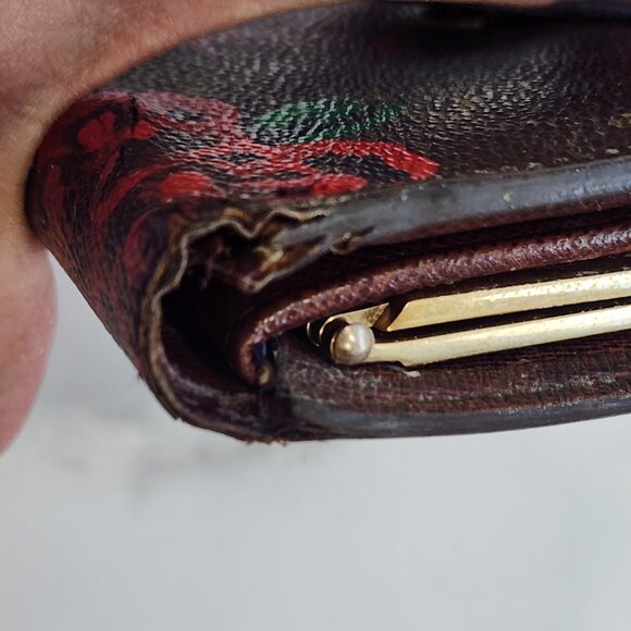 Vintage Louis Vuitton Hand Painted Red Roses Wallet - Picture 7 of 9